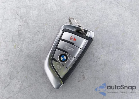 2020 BMW X7 xDrive40I z USA, uszkodzony, nr VIN 5UXCW2C07L9B35643